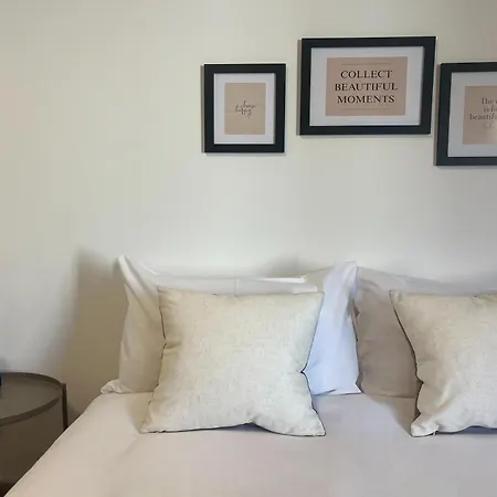 Phaedrus Living Hoopoe Residencies 103 Apartament *