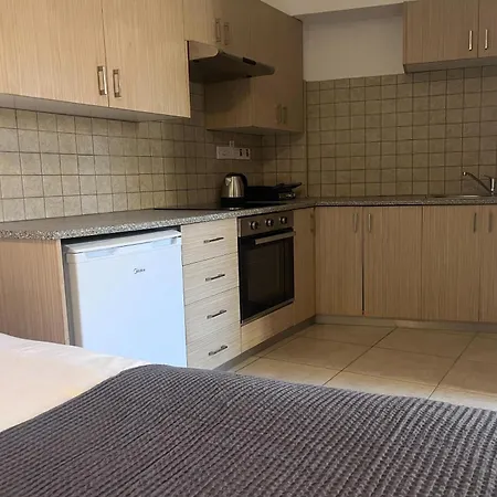 Phaedrus Living Hoopoe Residencies 103 Apartament *